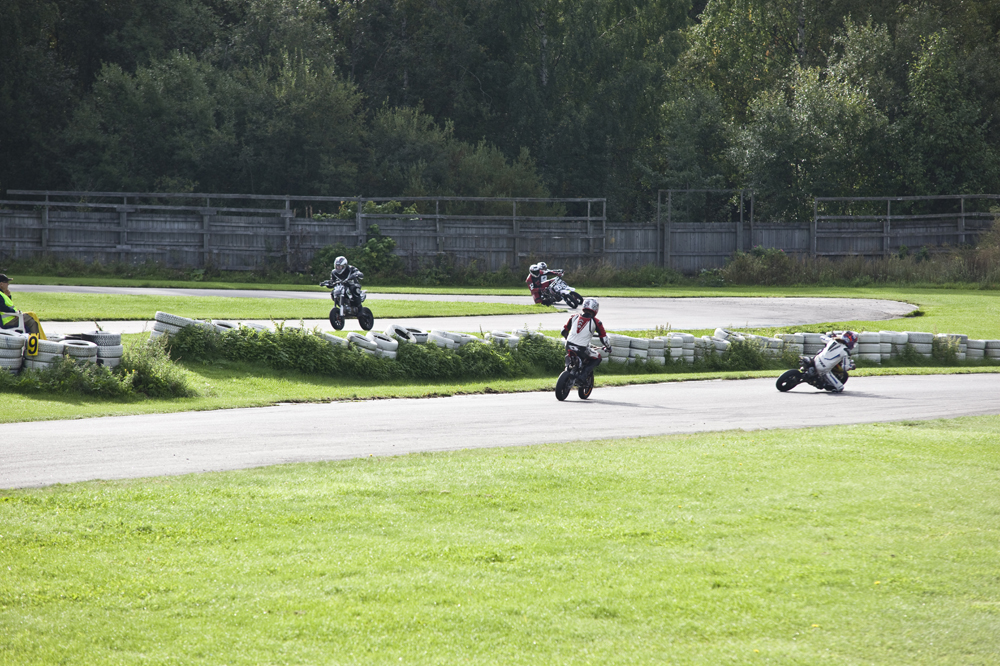 HkiMiniMotoGP013