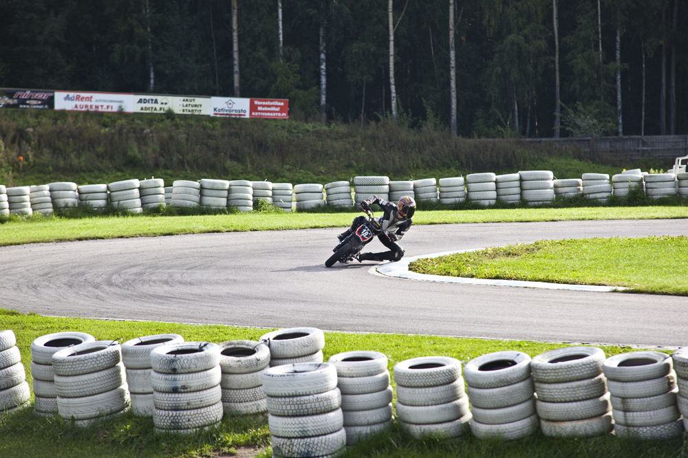 HkiMiniMotoGP014