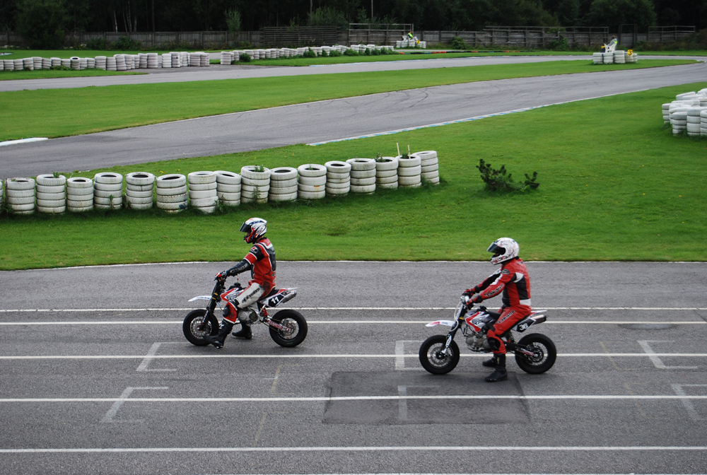 HkiMiniMotoGP031