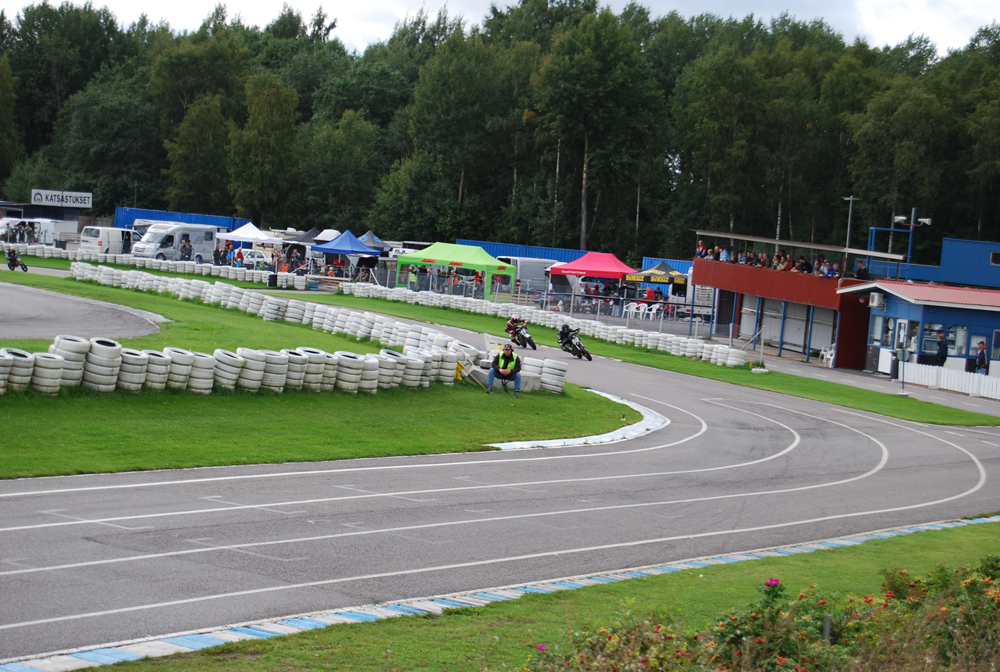 HkiMiniMotoGP083