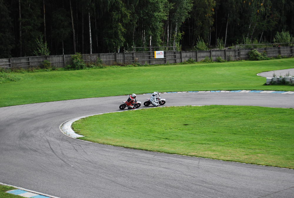 HkiMiniMotoGP185