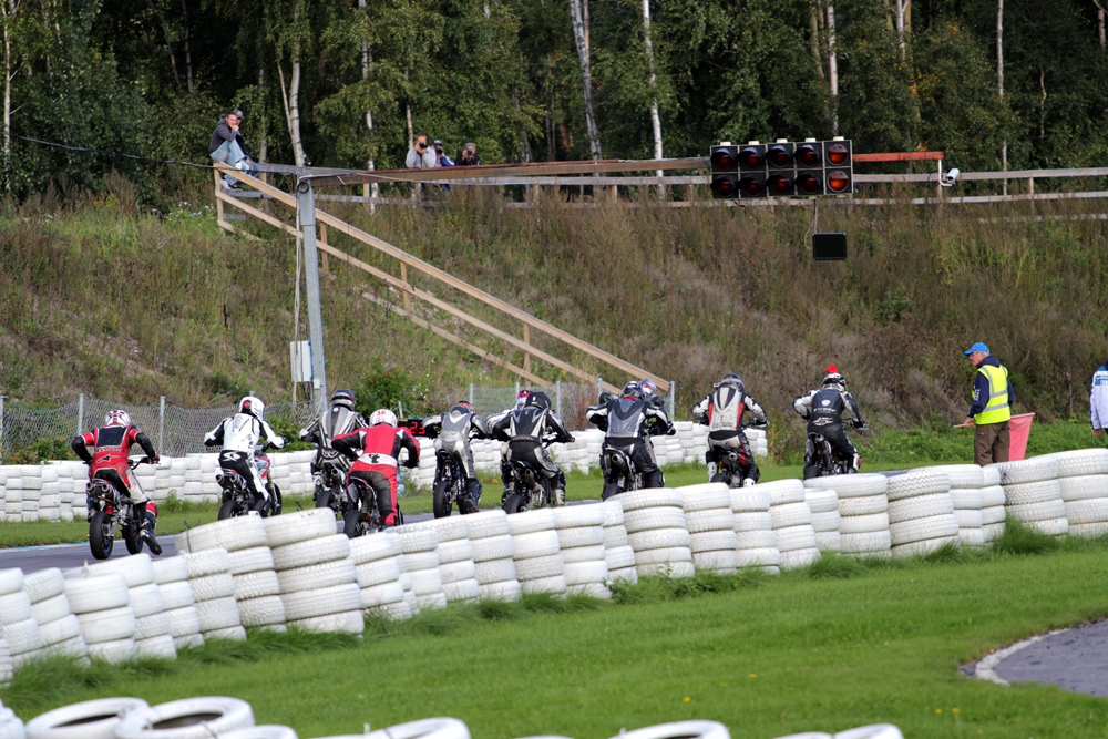 HkiMiniMotoGP240
